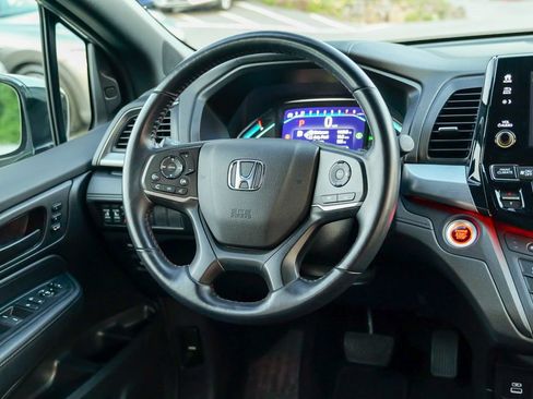 Used 2023 Honda Odyssey Sport image 41