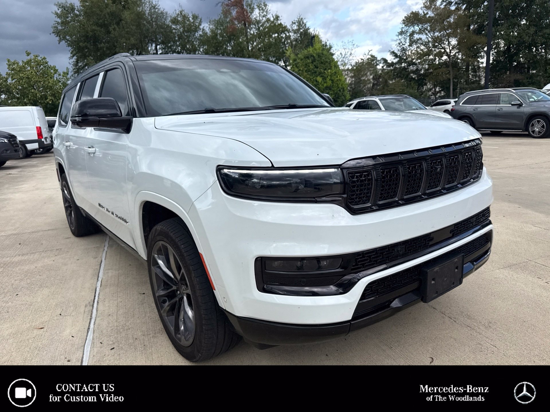 Used 2024 Jeep Grand Wagoneer L Series II w/ Quick Order Packagew 28T AWD/4WD image 1