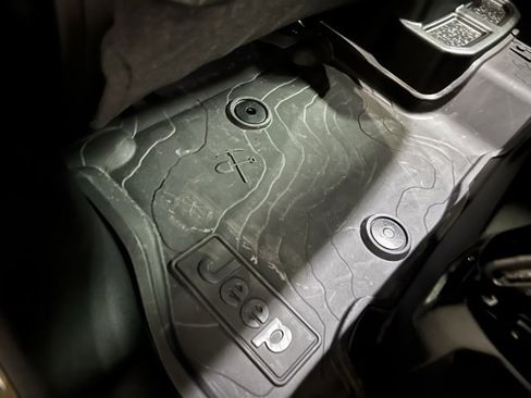 Used 2025 Jeep Wrangler Unlimited Sport S 4xe image 18