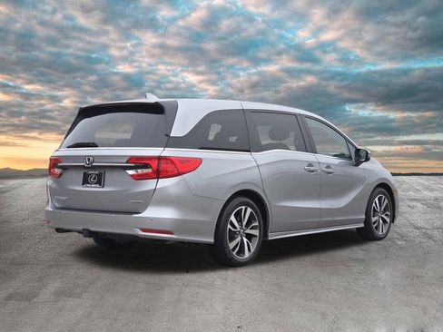 Used 2023 Honda Odyssey Touring image 8