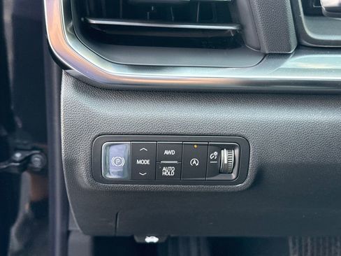 New 2026 GMC Terrain Elevation w/ Elevation Premium Package AWD/4WD image 19