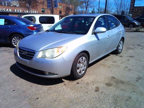 Used 2007 Hyundai Elantra GLS image 2