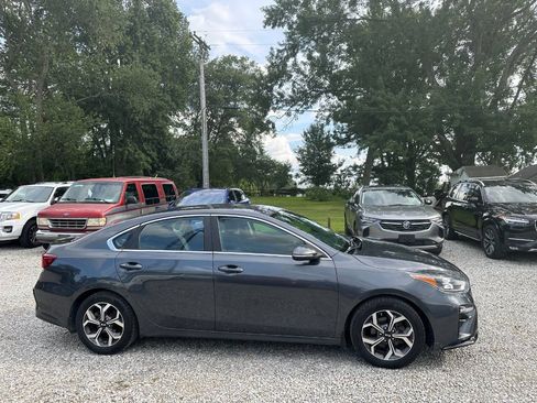 Used 2019 Kia Forte EX FWD image 4