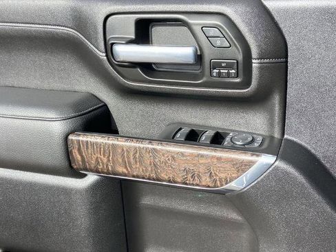 Used 2020 GMC Sierra 2500 Denali w/ Denali Ultimate Package image 20