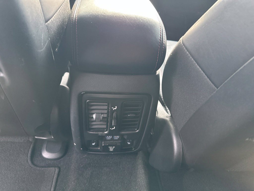 Used 2022 Dodge Durango R/T RWD image 18