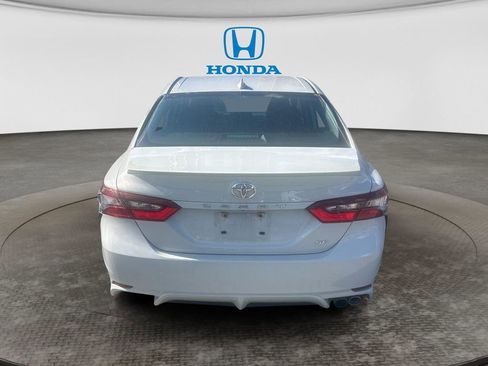 Used 2024 Toyota Camry SE FWD image 5