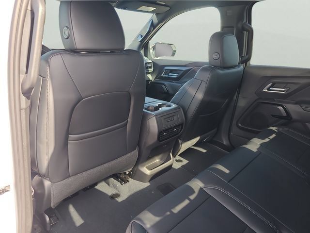 New 2026 Chevrolet Silverado EV LT w/ Plus Package AWD/4WD image 8