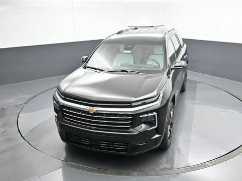 New 2026 Chevrolet Traverse High Country w/ LPO, Floor Liner Package image 17