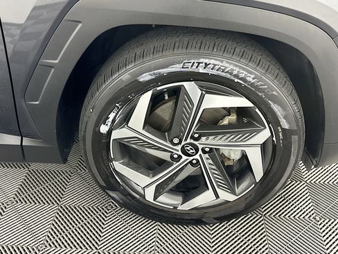 Used 2022 Hyundai Tucson Limited w/ Cargo Package image 11