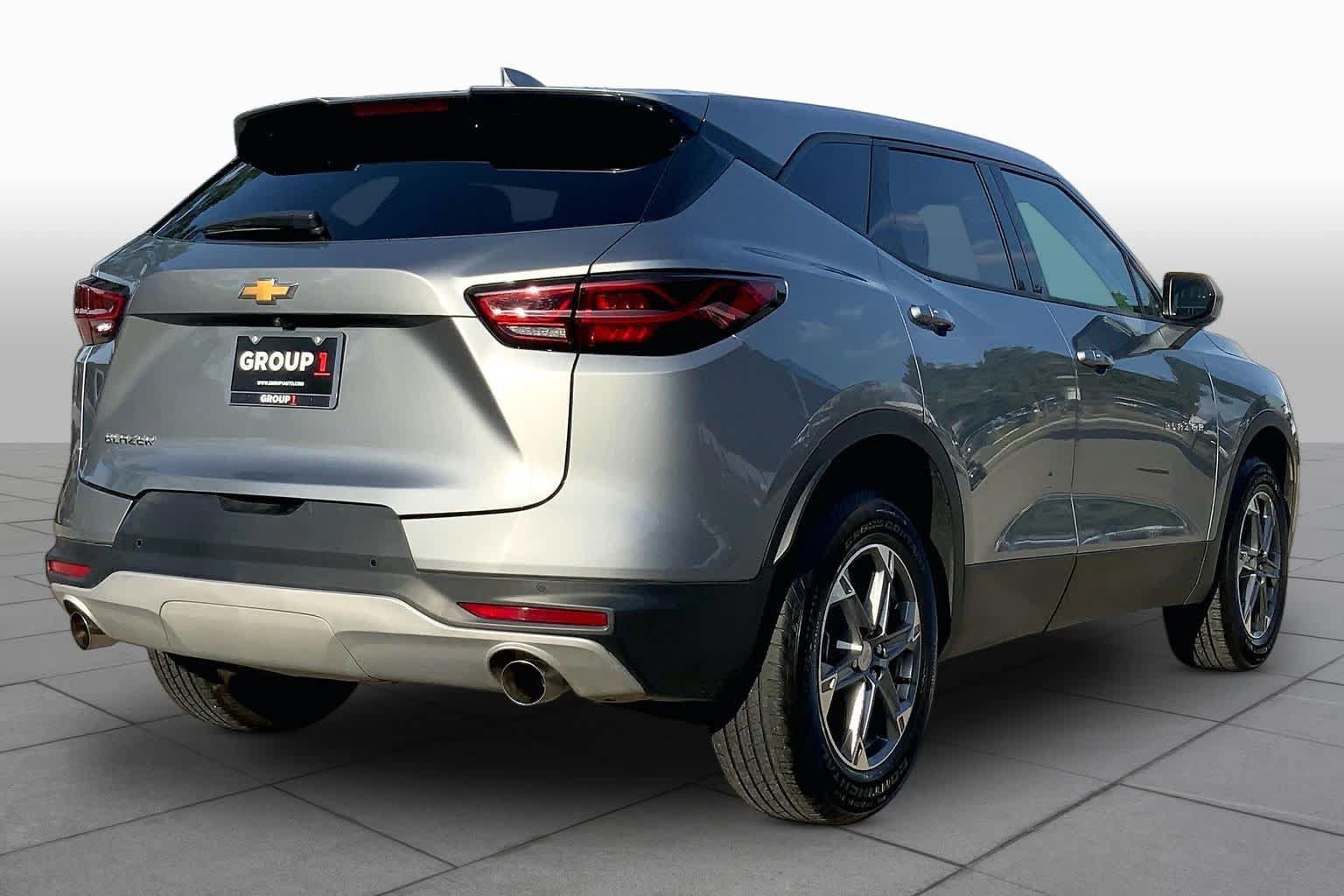 Used 2026 Chevrolet Blazer LT FWD image 13