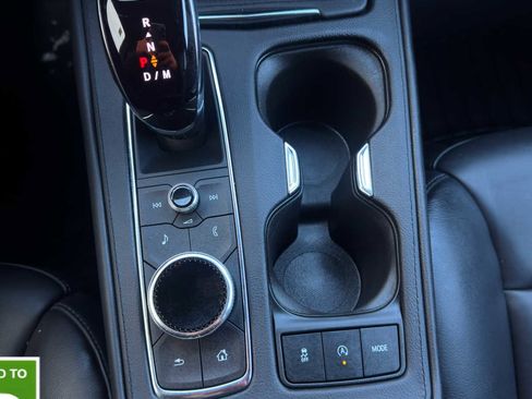 Used 2022 Cadillac XT4 Luxury w/ Cold Weather Package image 22