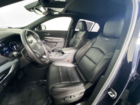 Used 2023 Cadillac XT4 Premium Luxury FWD image 14