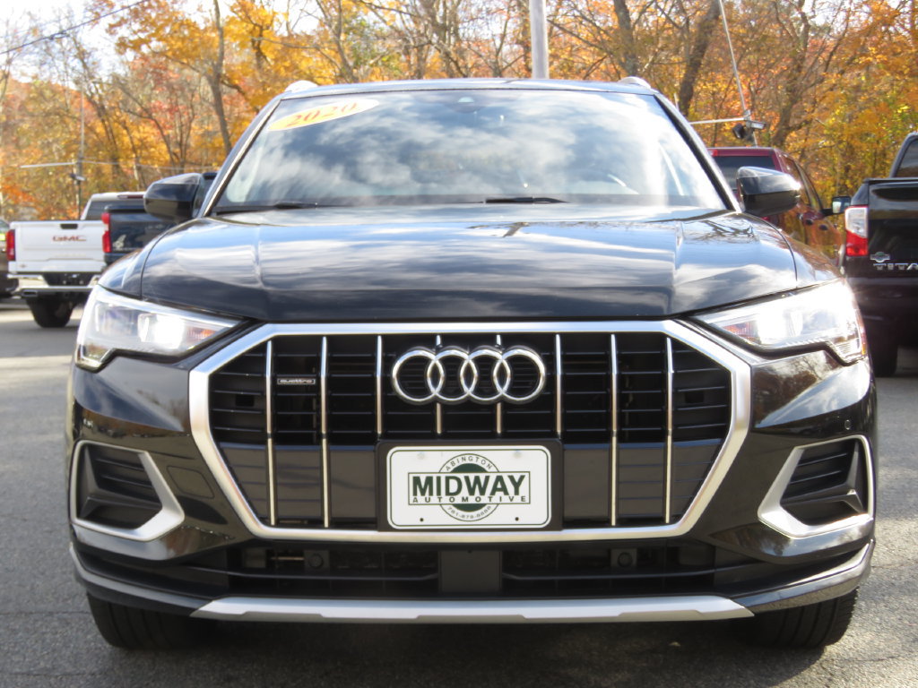 Used 2020 Audi Q3 2.0T Premium AWD/4WD image 2