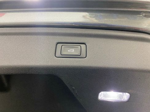 Used 2021 Audi A5 2.0T Premium image 8