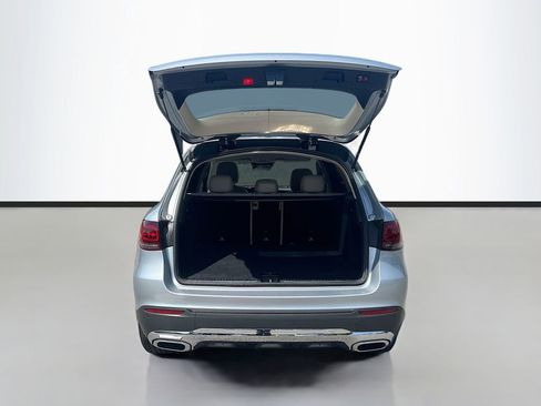 Used 2022 Mercedes-Benz GLC 300 4MATIC w/ Driver Assistance Package image 9