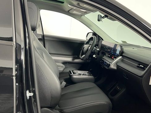 Used 2025 Hyundai Ioniq 5 Limited image 34