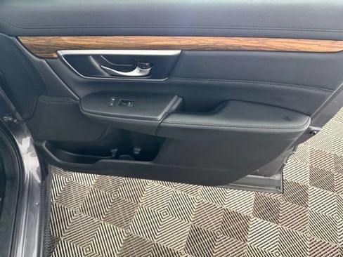 Used 2019 Honda CR-V Touring image 24