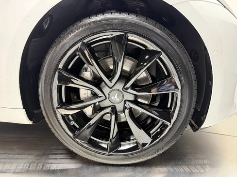 Used 2020 Tesla Model 3 Standard Range RWD image 9