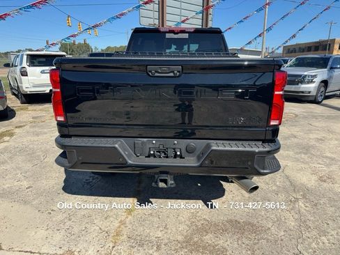 Used 2025 Chevrolet Silverado 2500 High Country w/ Midnight Edition image 7