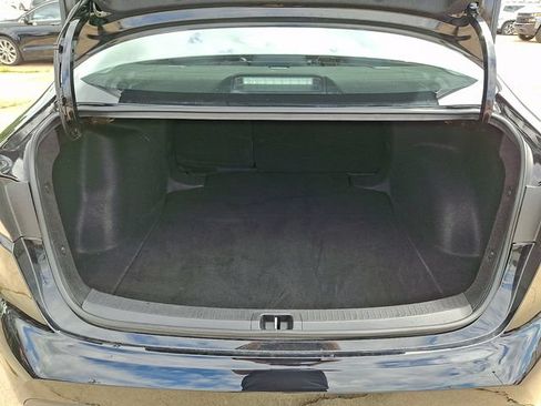 Used 2024 Toyota Corolla LE FWD image 29