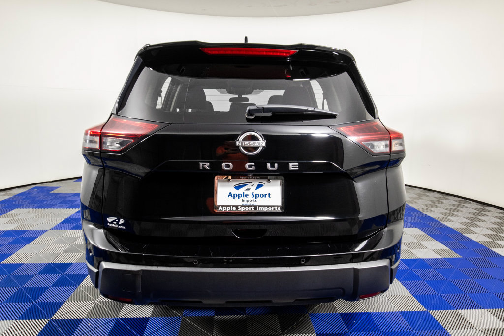 Used 2025 Nissan Rogue SV FWD image 7