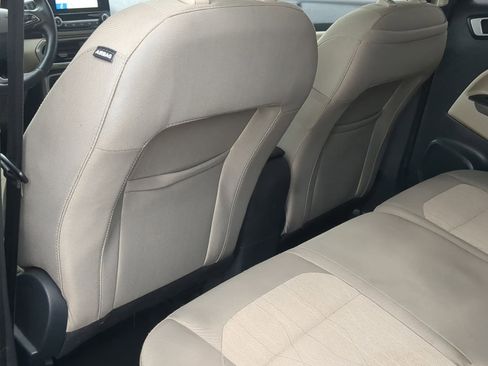 Used 2019 Ford EcoSport SE image 21