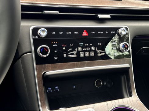 New 2026 Genesis GV80 3.5T Advanced image 13