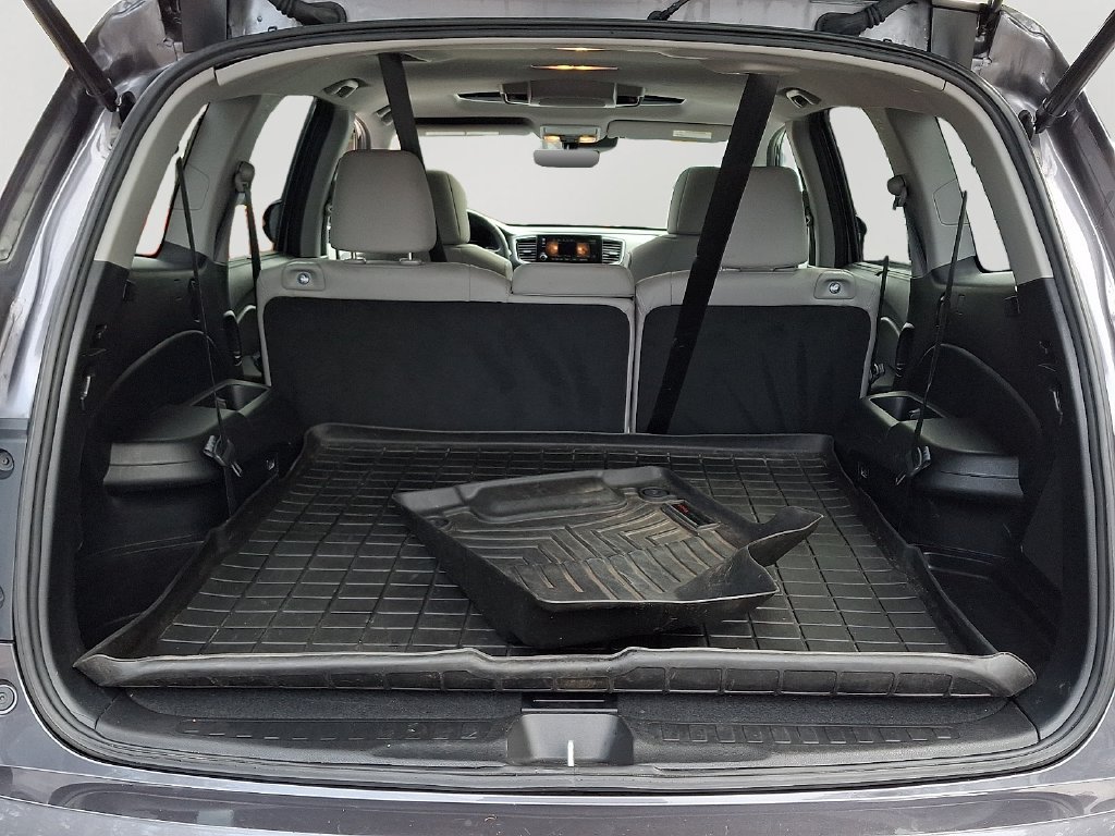 Used 2021 Honda Pilot Touring image 29
