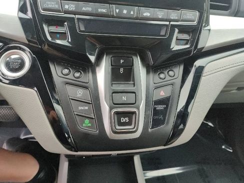 Used 2018 Honda Odyssey Elite image 26