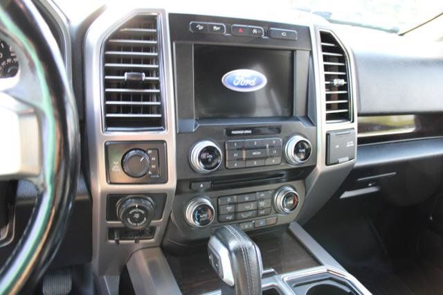 Used 2017 Ford F150 Platinum w/ Equipment Group 701A Luxury AWD/4WD image 23