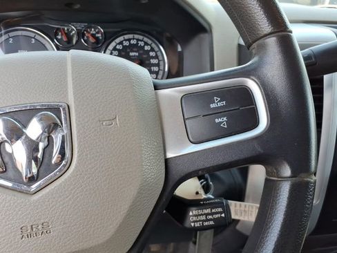 Used 2011 RAM 2500 SLT w/ Cold Weather Group AWD/4WD image 28