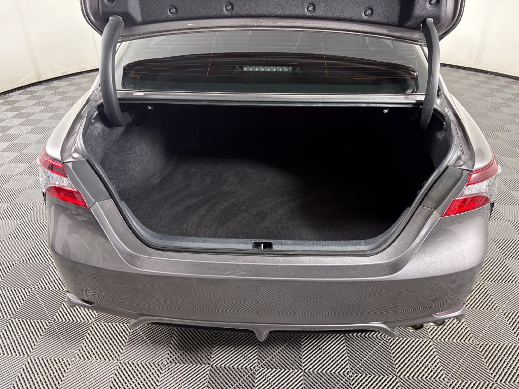 Used 2024 Toyota Camry SE FWD image 30