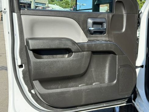 Used 2015 Chevrolet Silverado 2500 W/T image 13