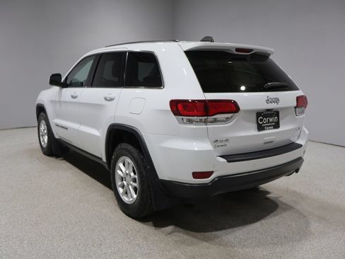 Used 2020 Jeep Grand Cherokee Laredo AWD/4WD image 5