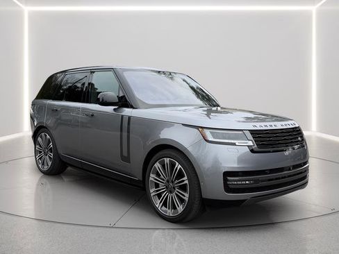 Certified 2023 Land Rover Range Rover SE image 7
