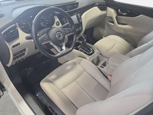 Used 2022 Nissan Rogue Sport SL FWD image 15