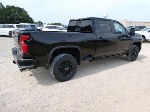 New 2026 Chevrolet Silverado 2500 High Country w/ High Country Premium Package AWD/4WD image 5