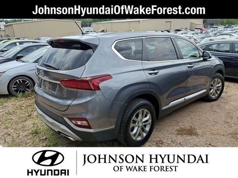 Used 2019 Hyundai Santa Fe SE FWD image 4