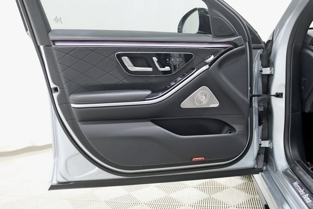 Used 2021 Mercedes-Benz S 580 4MATIC Sedan image 36