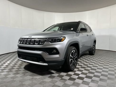 Used 2022 Jeep Compass Limited AWD/4WD image 4