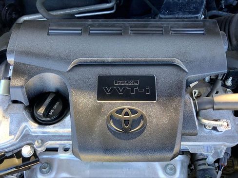 Used 2016 Toyota Camry XLE image 31