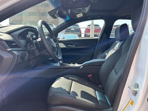 New 2025 Cadillac CT4 Premium Luxury image 17