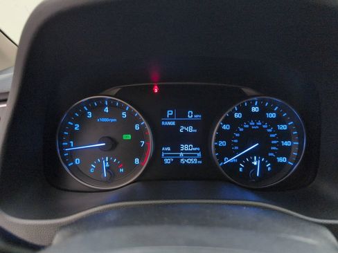 Used 2017 Hyundai Elantra SE FWD image 21