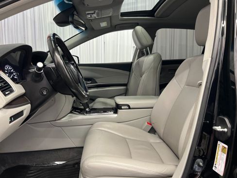 Used 2015 Acura RLX w/ Technology Package FWD image 9