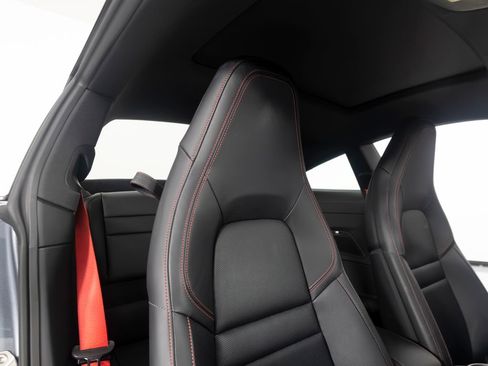 Certified 2026 Porsche 911 Carrera 4S AWD/4WD image 40