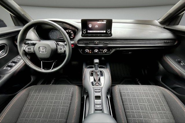 Certified 2024 Honda HR-V Sport image 9