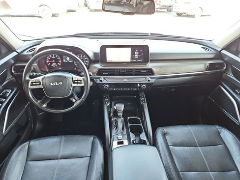 Used 2022 Kia Telluride EX image 9