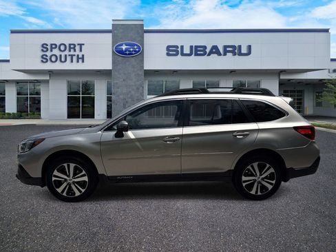 Used 2018 Subaru Outback 2.5i Limited AWD/4WD image 6