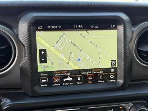 Used 2023 Jeep Gladiator Sport AWD/4WD image 29
