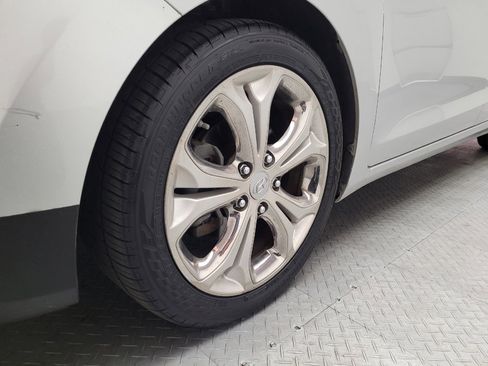 Used 2014 Hyundai Elantra GT w/ Option Group 03 FWD image 31